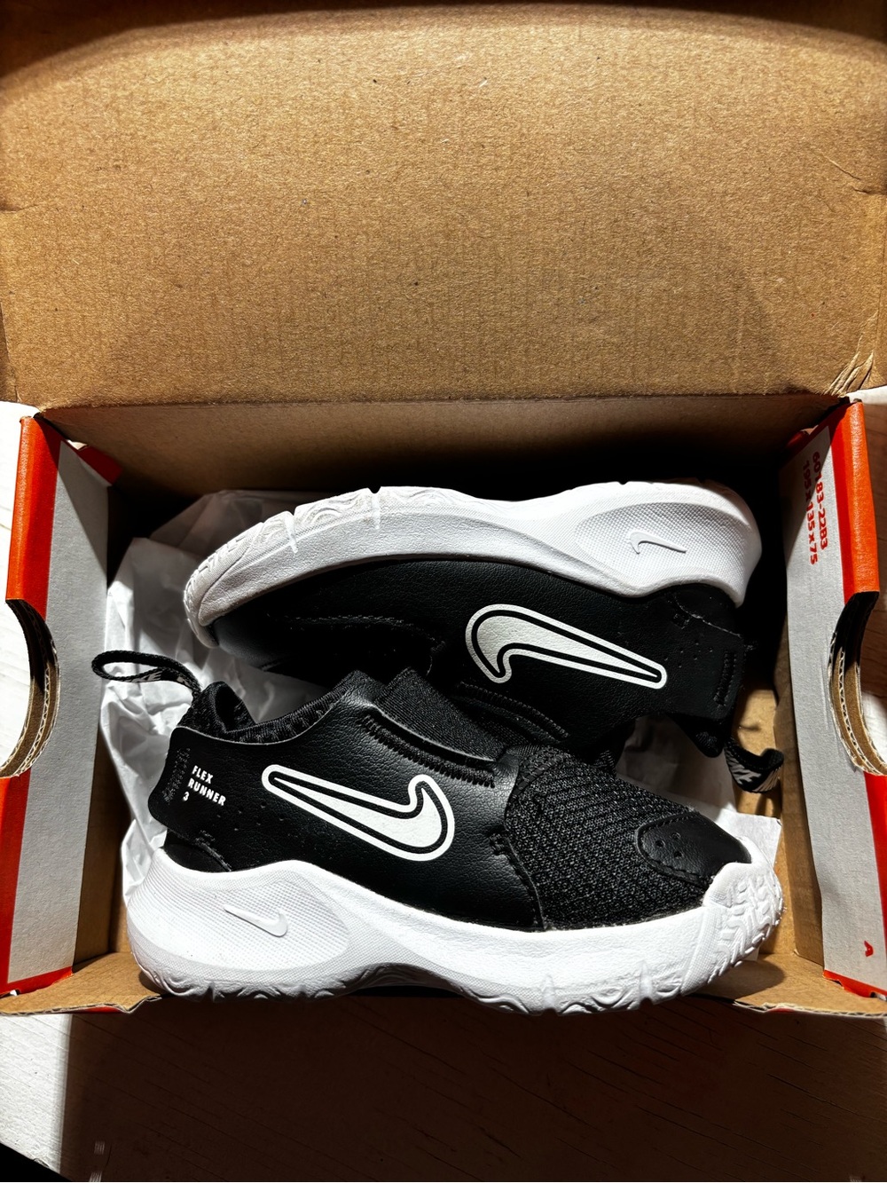 Nike Kids' Flex Runner 3